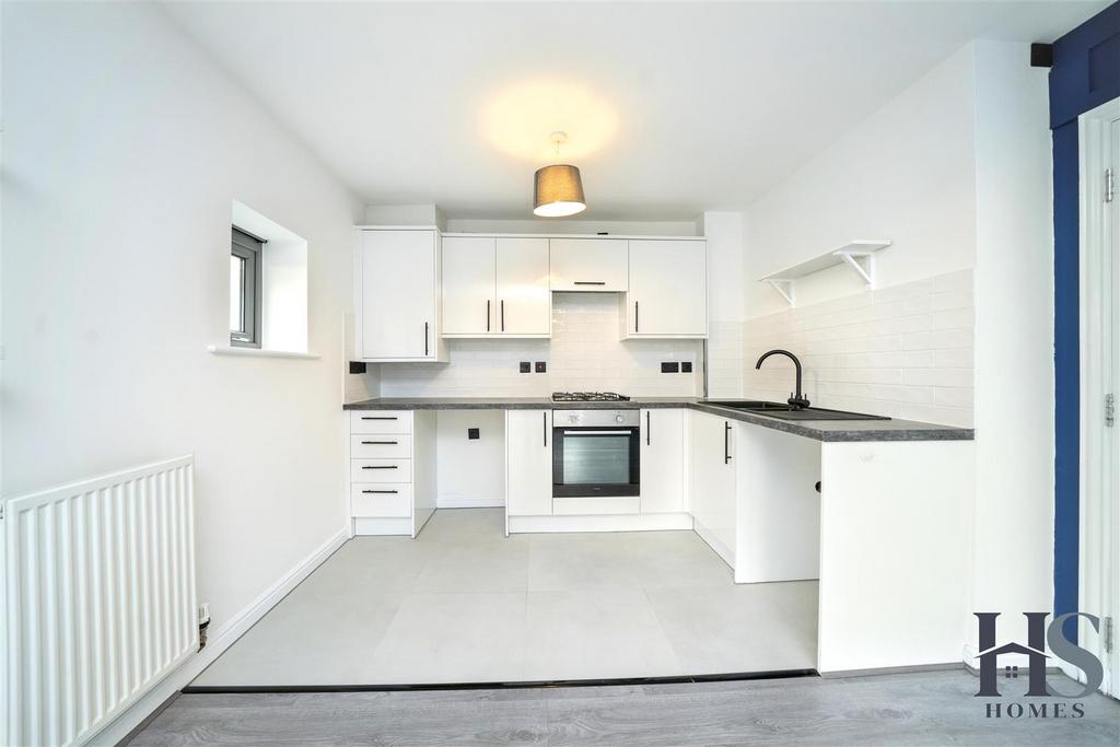 Kitchen .jpg