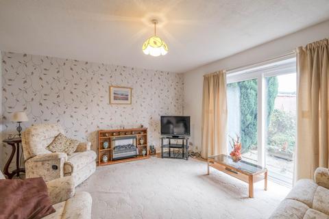 4 bedroom terraced house for sale, Greenlands Avenue, Redditch, B98
