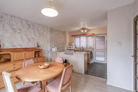 4 bedroom terraced house for sale, Greenlands Avenue, Redditch, B98