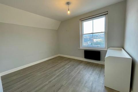 1 bedroom flat for sale, Fort Road, Newhaven