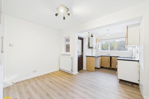 2 bedroom terraced house to rent, West Street , Banbury OX16