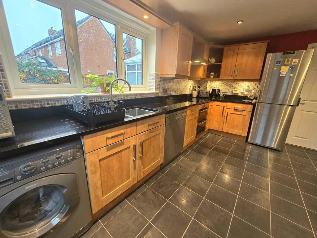 Kitchen 1