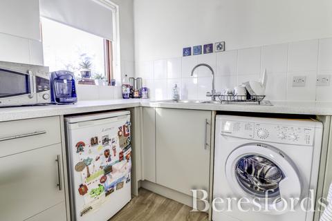 1 bedroom apartment for sale, Claremont Heights, Colchester, CO1