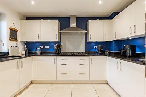4 bedroom detached house for sale, Clappen Close | Cirencester GL7