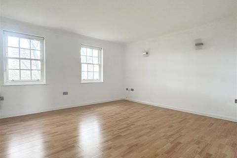 undefined, 16a Warwick Road, Worthing BN11
