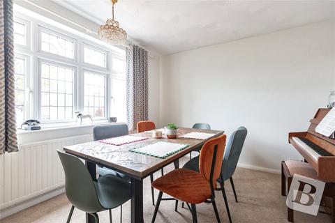 3 bedroom semi-detached house for sale, The Crescent, Upminster, RM14