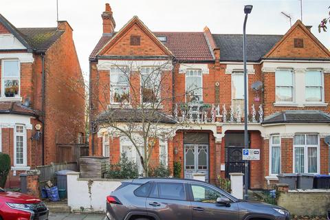 3 bedroom duplex to rent, Cranhurst Road, Willesden Green NW2