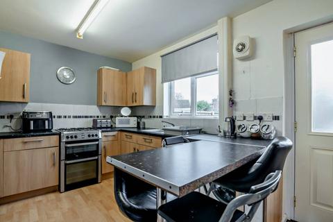 3 bedroom semi-detached house for sale, Sowood Avenue, Ossett WF5