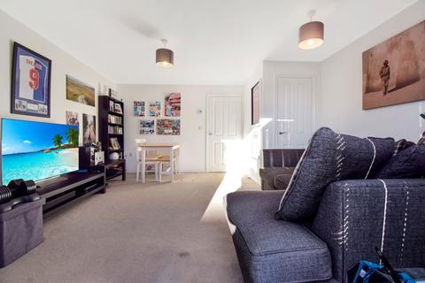 3 bedroom semi-detached house for sale, Llama Close, Leyland PR25