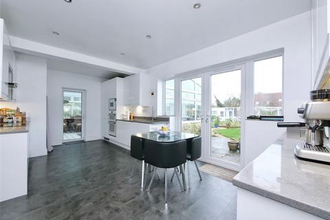 4 bedroom detached house for sale, Successful Cattery Business & Family Home