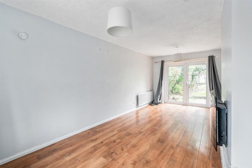 38 Barford Road-1 lo.jpg
