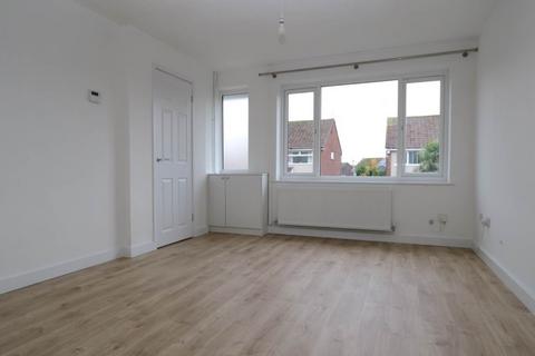 3 bedroom house to rent, Coed Mawr, Barry, Vale of Glamorgan