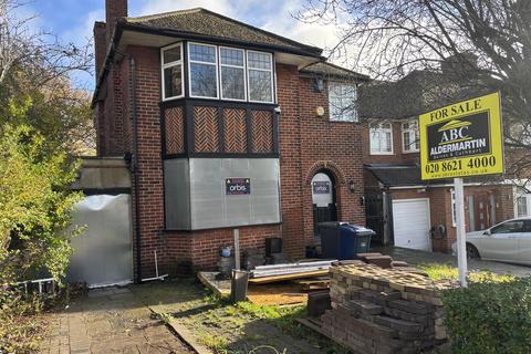 undefined, Edgwarebury Lane, Edgware