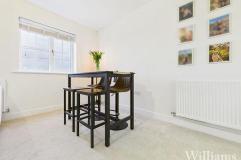 undefined, Whinham Green, Aylesbury HP18