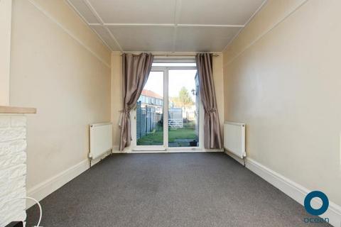 2 bedroom terraced house to rent, Filton Avenue, Bristol BS34