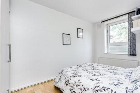 2 bedroom flat for sale, Flat 5, Blake House, York Road, Battersea,, SW11