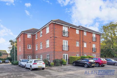 undefined, College Court, Romford RM2