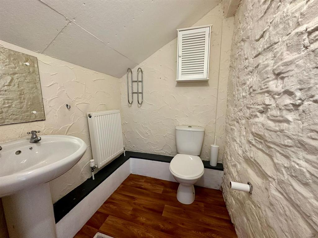 Cloakroom.jpg