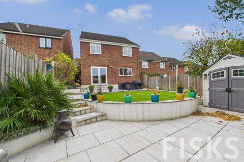4 bedroom detached house for sale, Glyders, Benfleet, SS7