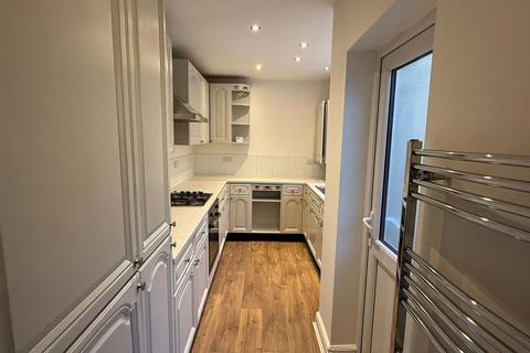undefined, Dall Street, Burnley