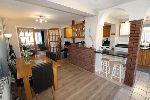 4 bedroom detached house for sale, MANCHESTER ROAD, WOLLASTON