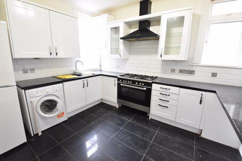 undefined, Alexandra Avenue, Luton, Bedfordshire, LU3 1HG