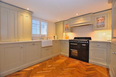 3 bedroom link detached house to rent, High Street, Hatfield Broad Oak, Bishop's Stortford