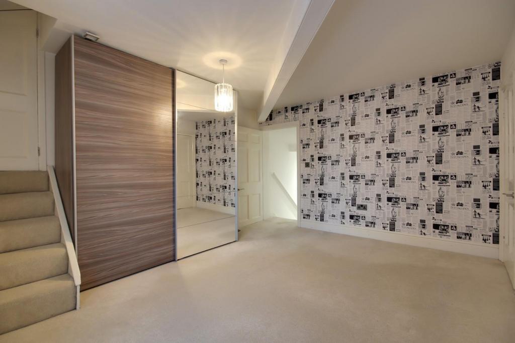 Second bedroom