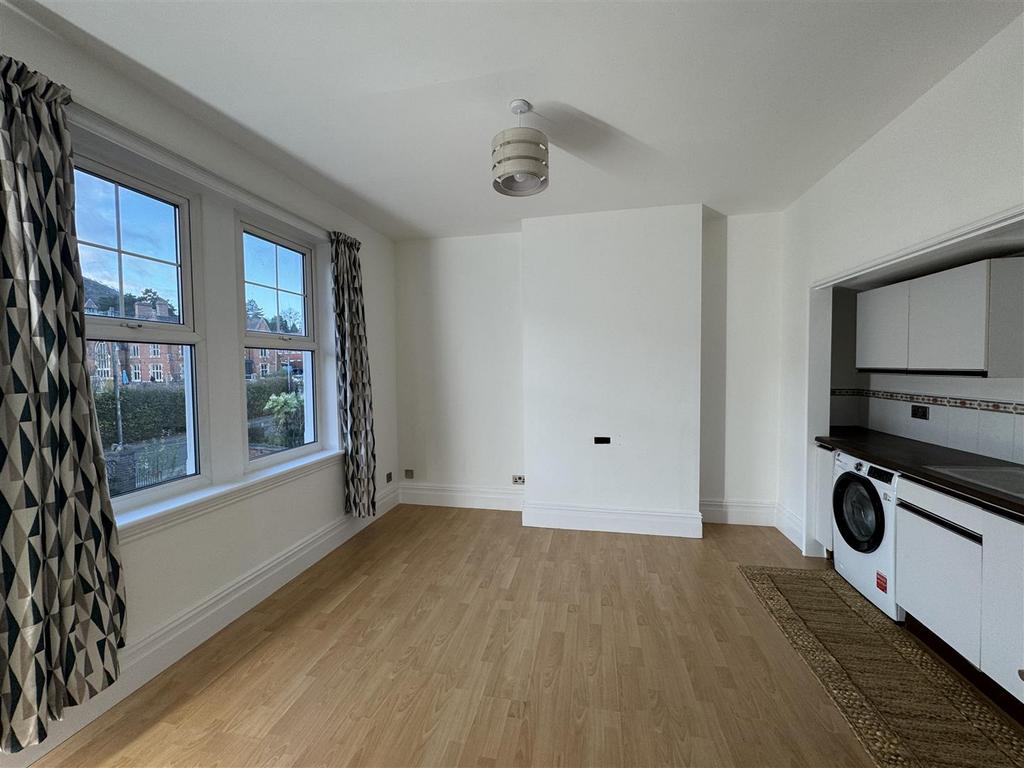 Open Plan Living Room and Kitchen