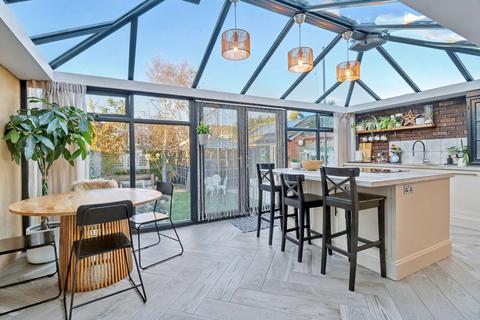 3 bedroom semi-detached house for sale, Ratcliffe Road, Southampton SO30