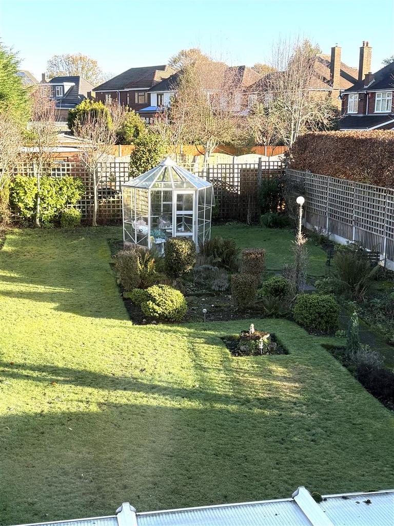 278 long garden r.jpeg