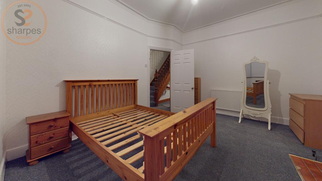 Bedroom (27)