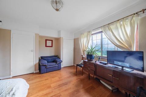 undefined, Scudamore Lane, London NW9