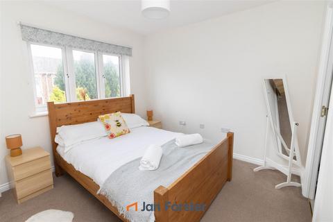 undefined, Oxford Close, Newcastle Upon Tyne