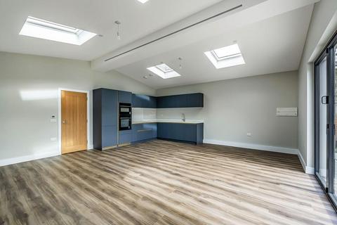 undefined, GIVONS GROVE, LEATHERHEAD, KT22