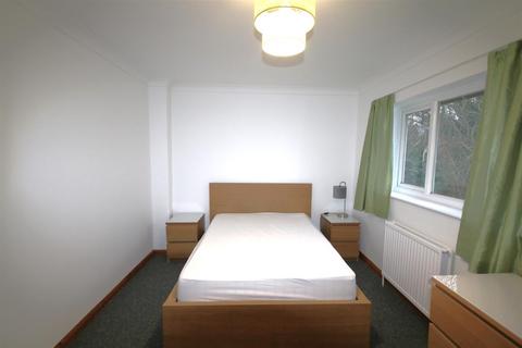 undefined, Regency Place, Canterbury (Room)