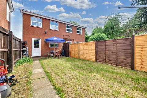 3 bedroom semi-detached house to rent, Britannia Walk, Market Harborough, Leics