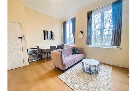 1 bedroom flat to rent, Trebovir Road, Earls Court SW5