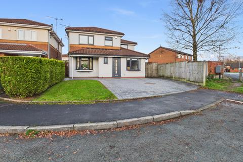 3 bedroom detached house for sale, Woodlea, Chadderton, Oldham, OL99UT
