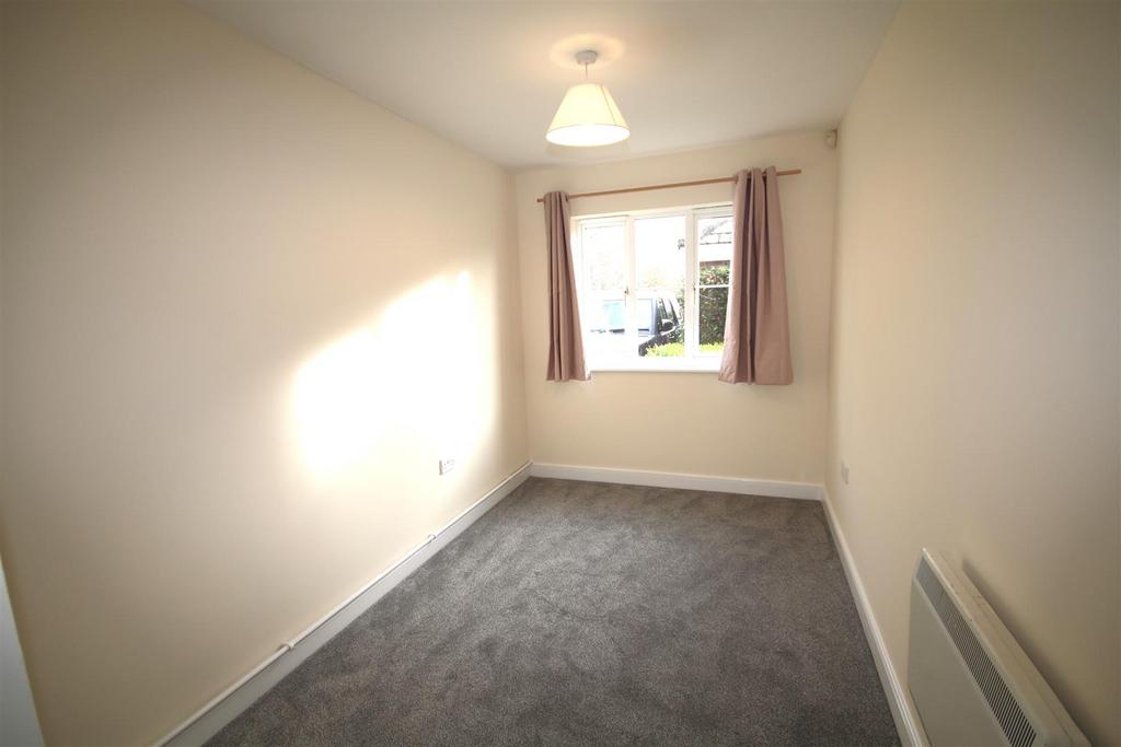 Bedroom 2a.JPG