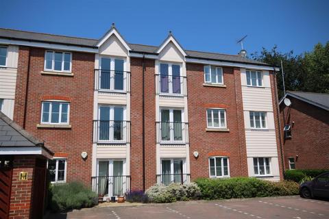 undefined, Dextor Close, Canterbury