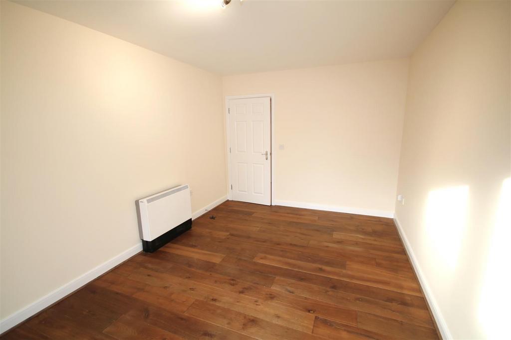 Livin g Room b.JPG