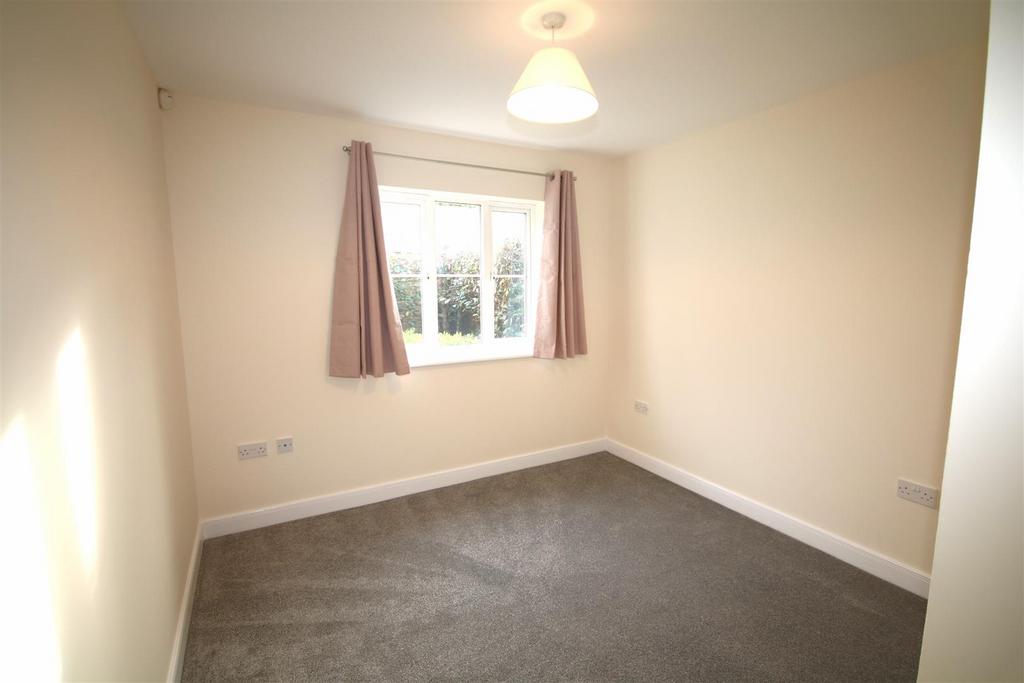 Bedroom 1a.JPG