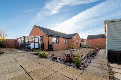 2 bedroom detached bungalow for sale, Neil Avenue, Holt