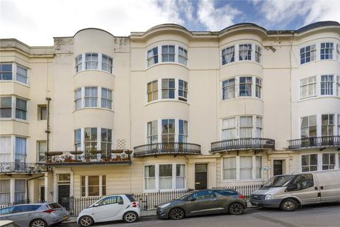 2 bedroom flat to rent, Waterloo Street, Hove, BN3