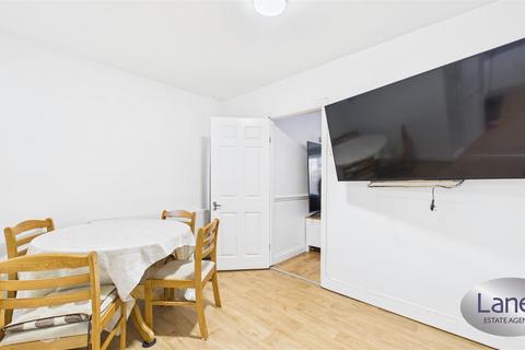 undefined, Queens Drive, Waltham Cross