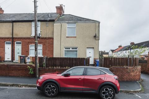 2 bedroom end of terrace house for sale, Park Road, Askern DN6