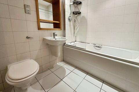 1 bedroom flat to rent, St James Quay, Brewery Wharf, Leeds, LS10