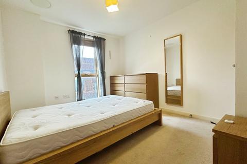 1 bedroom flat to rent, St James Quay, Brewery Wharf, Leeds, LS10