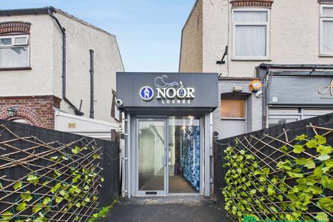 Restaurant to rent, 60 Bishopscote Rd Luton LU3 1PB